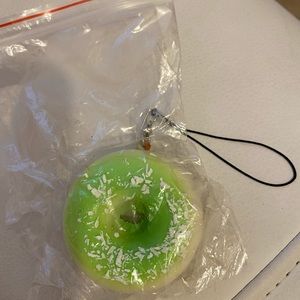 Brand new cute doughnut squishy